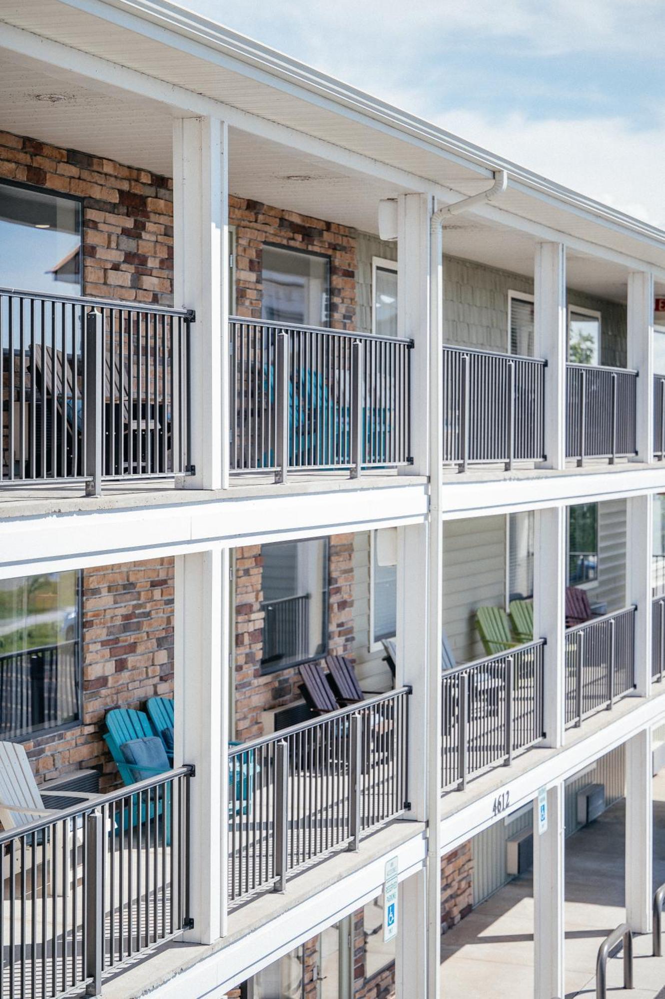 Kasa Gold Coast Inn טראוורס סיטי מראה חיצוני תמונה